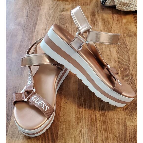 Guess Sandals Summer Beach Foam Platform Womens Sz 7.5 Gold White Adjustable EUC - Picture 1 of 6